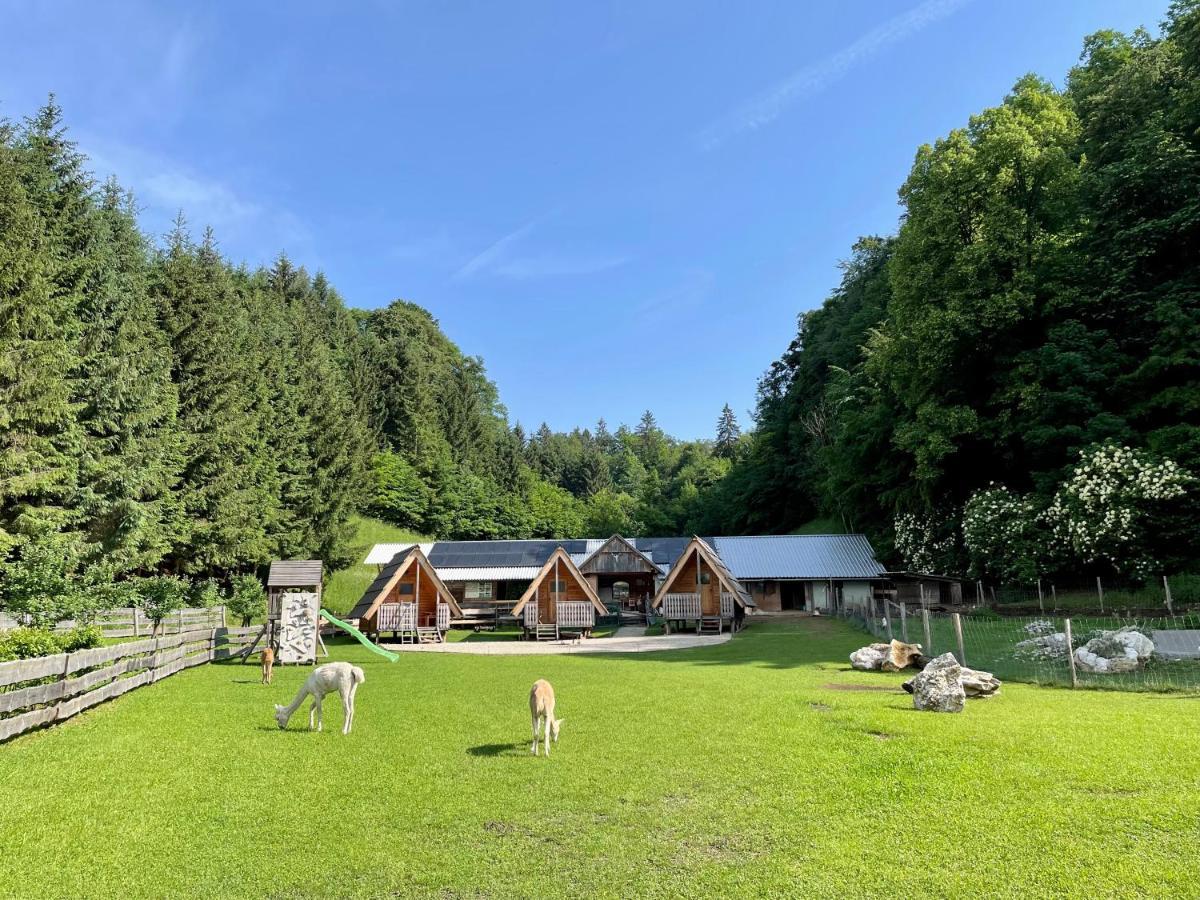 Wooden Cabin Kamna Gorica Eksteriør billede