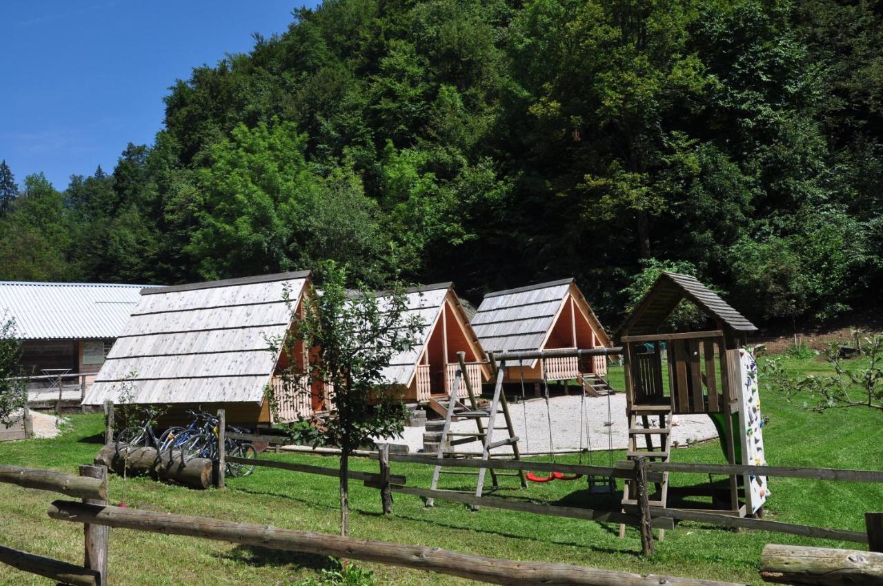 Wooden Cabin Kamna Gorica Eksteriør billede